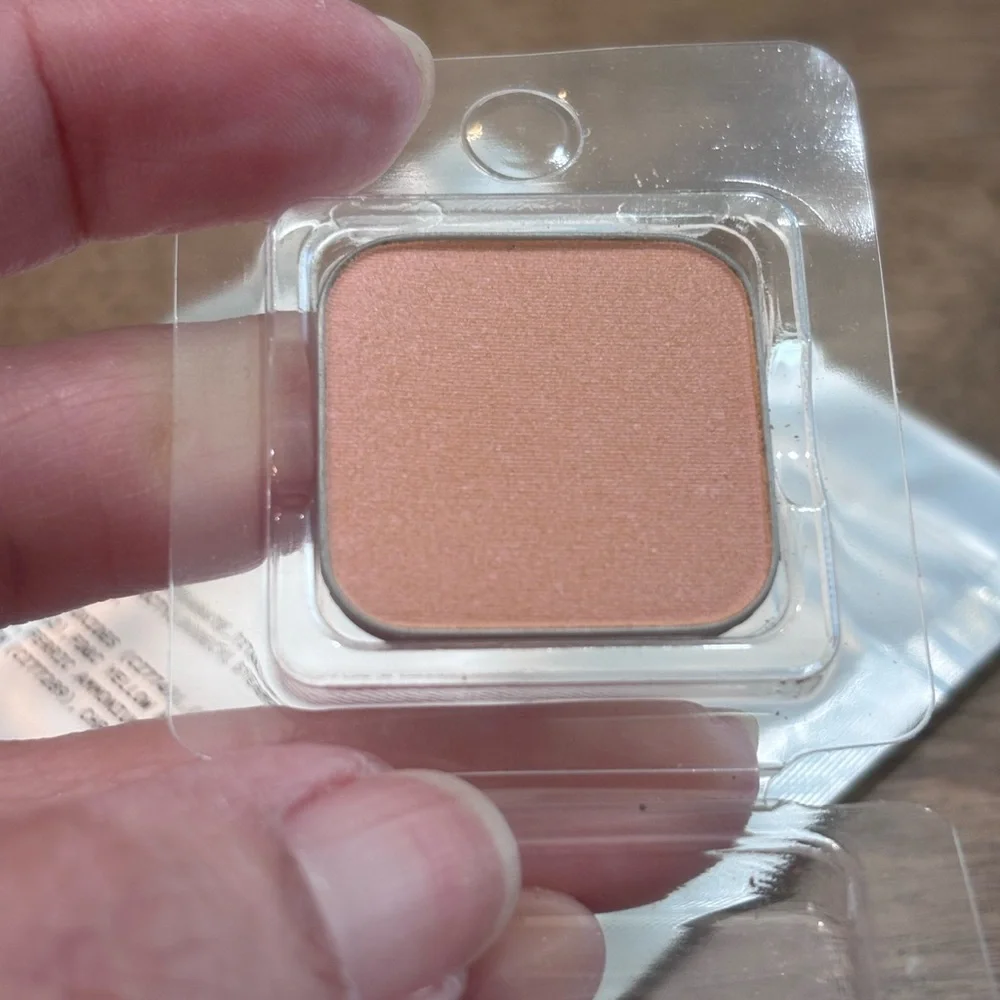 SEINT “AS YOU WISH” Eyeshadow - Picture 2 of 3